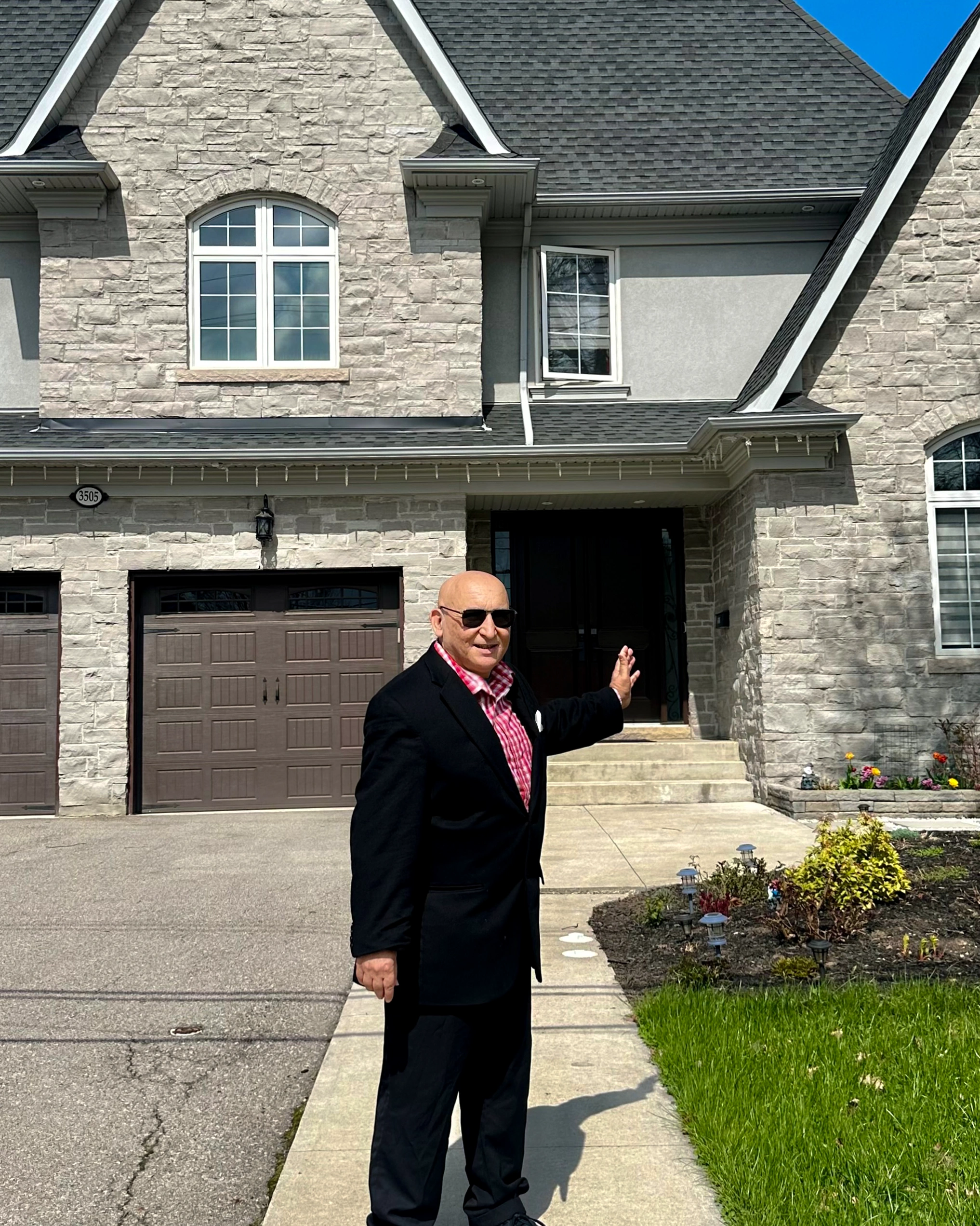 Come learn about garden suites, laneway houses as well as 4-plexes and 6-plexes and other housing opportunities in Toronto